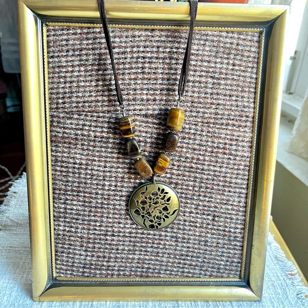Vintage Avon Tiger’s Eye Necklace, 1970’s 11” Long
